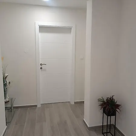 Gora Apartman *